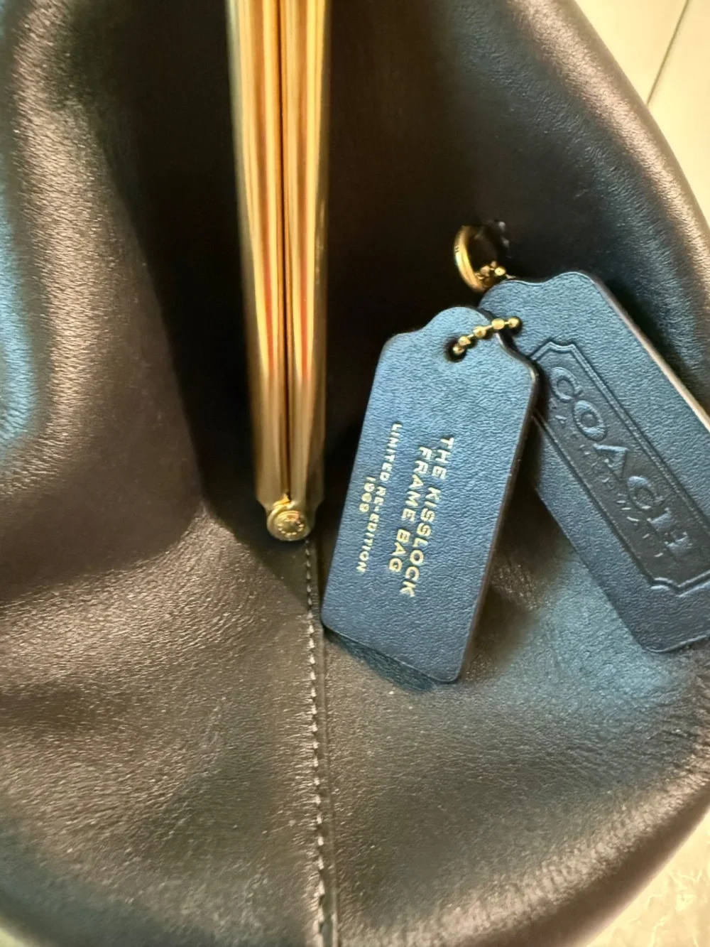 Coach Kisslock Frame Bag 27